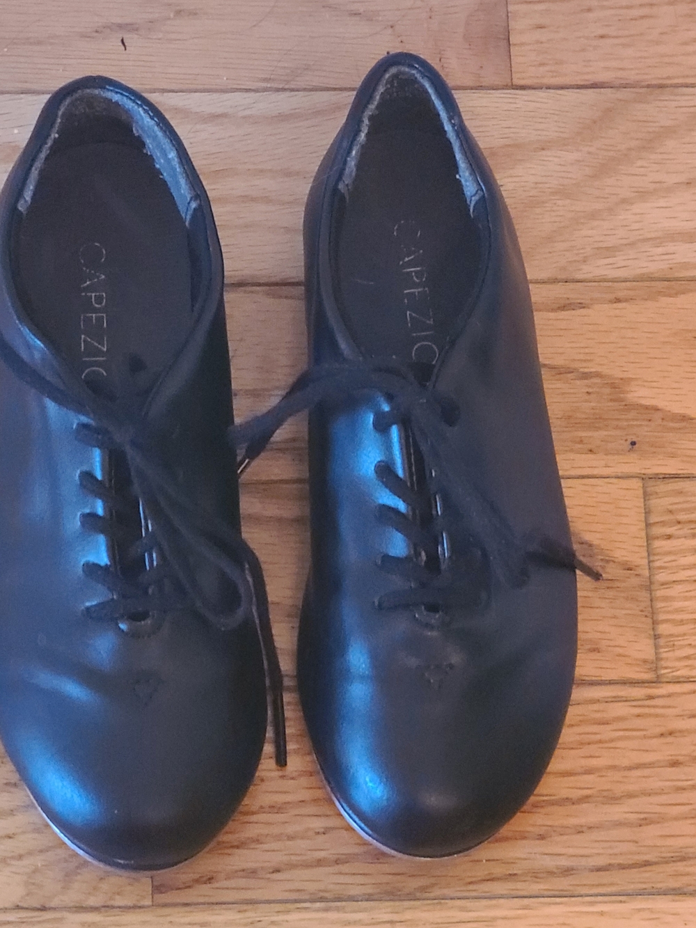 Classic Capezio Tele Tone kids tap shoes. . Size 12M
